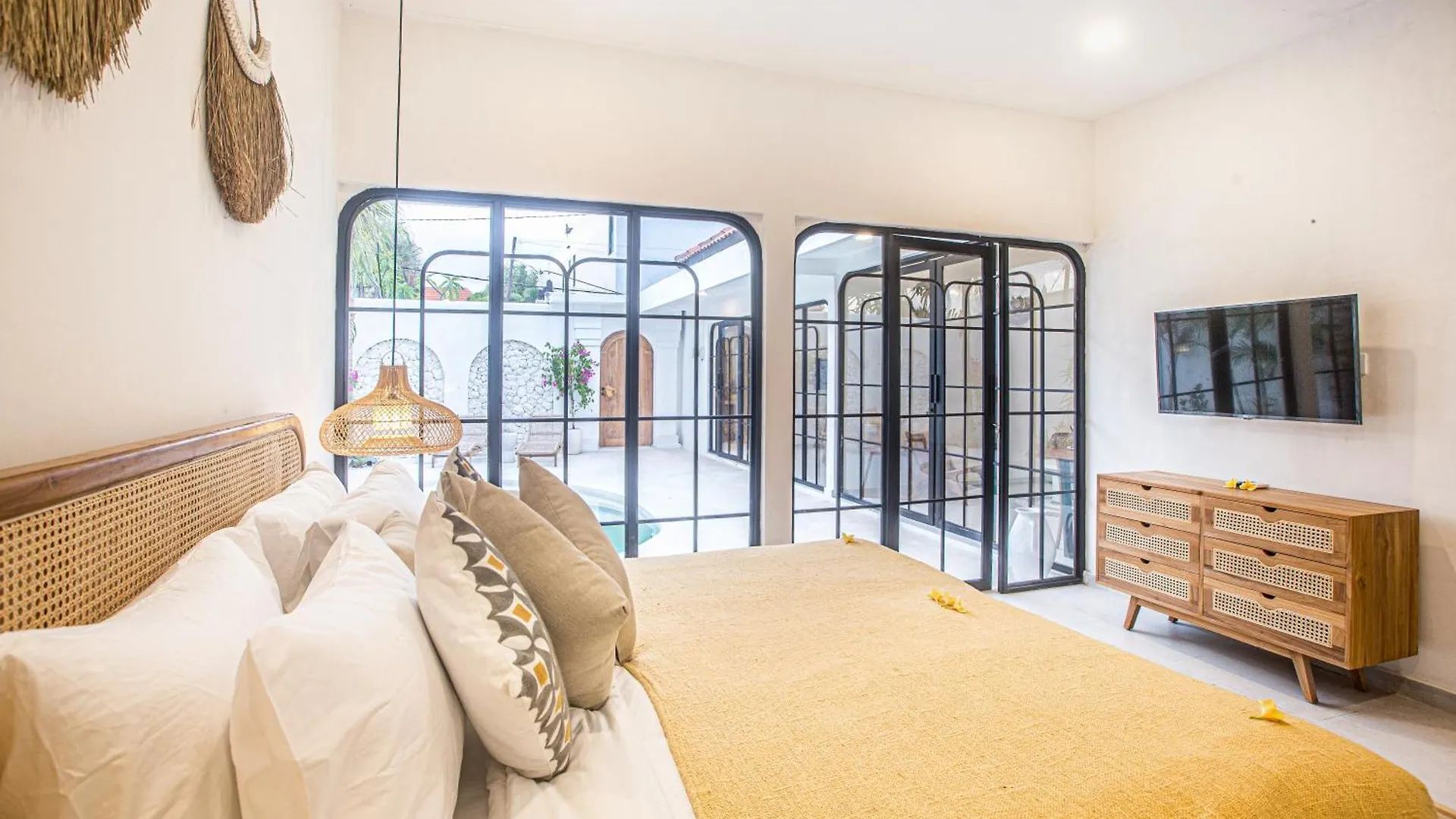 Villa Lemone 3 By Bali Villa Solutions سمينياك