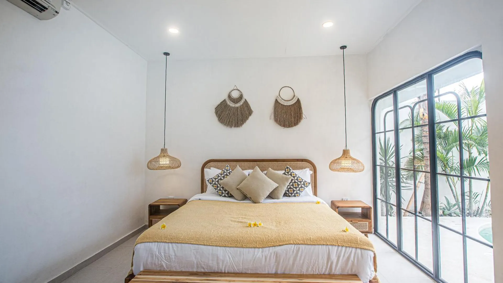 Villa Lemone 3 By Bali Villa Solutions سمينياك