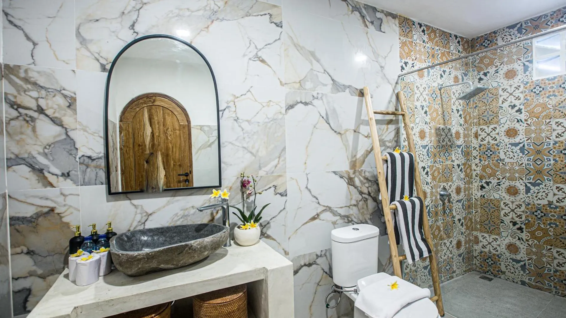 Villa Lemone 3 By Bali Villa Solutions Seminyak